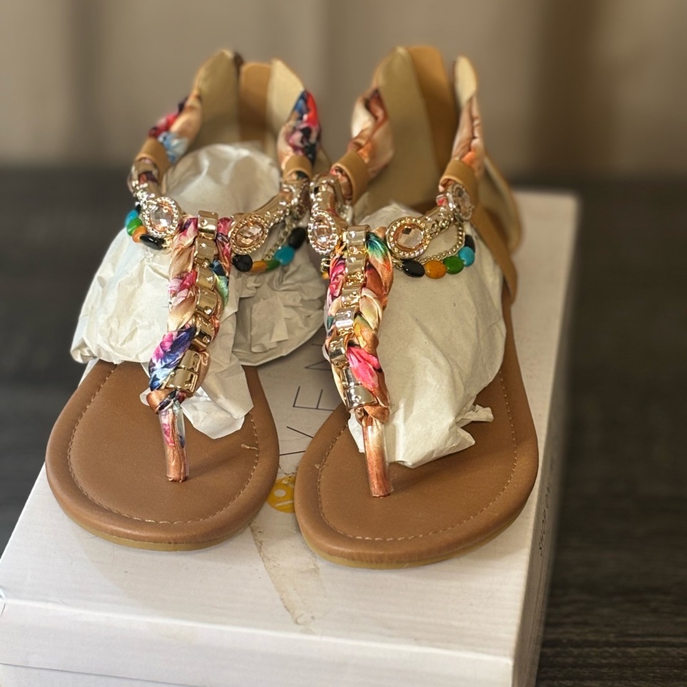 VENUS Multicolor Beaded Flat Sandals